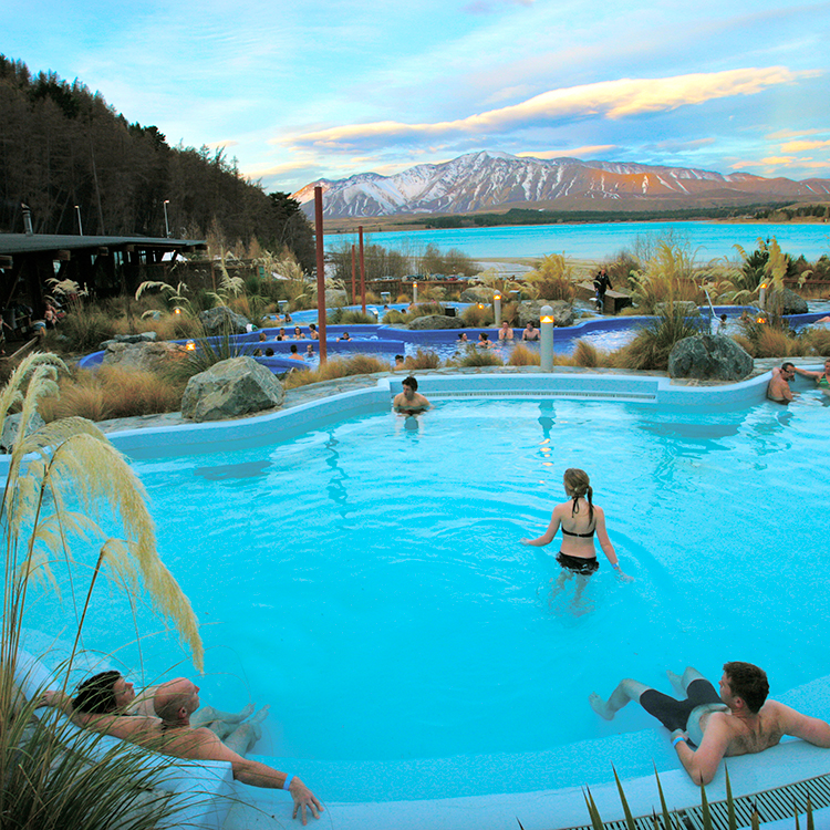  Tekapō Springs is a great spot for stargazing in the Aoraki Mackenzie Dark Sky Reserve.