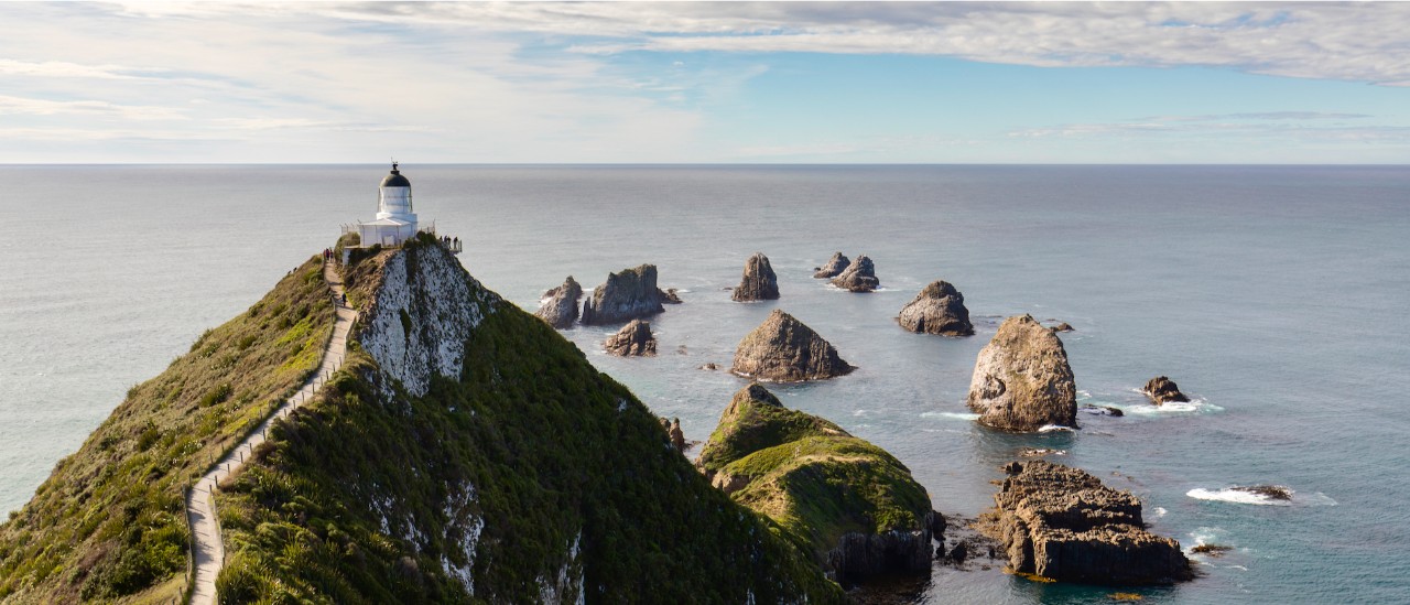 Seven lovely lighthouses to visit around New Zealand