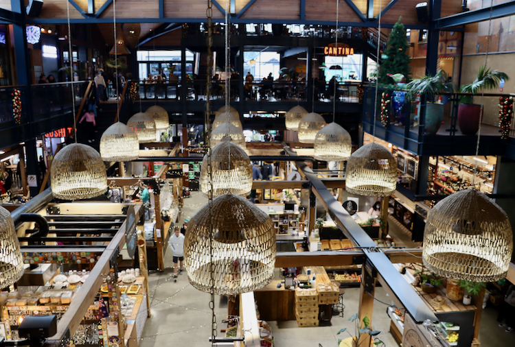 Riverside Market