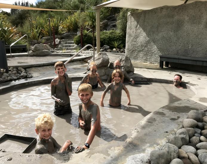 Hells Gate mud spa, Rotorua
