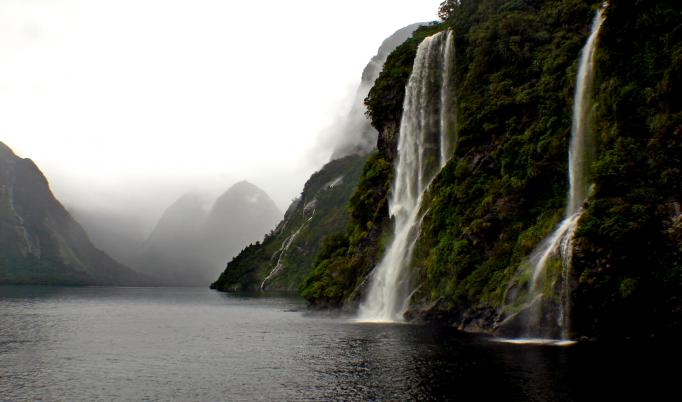 Doubtful Sound, Fiordland National Park 
