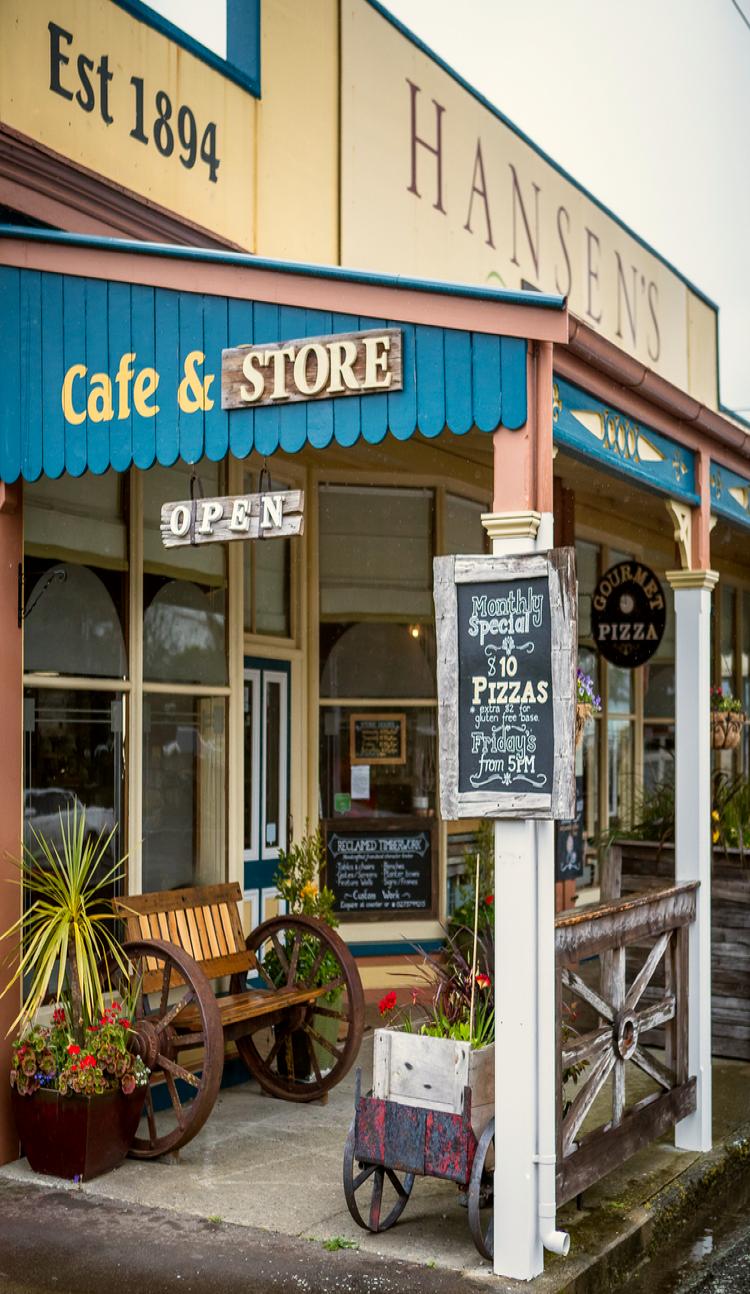 Enjoy beautiful coffee and great food at Hansens Café and Store in Kimbolton