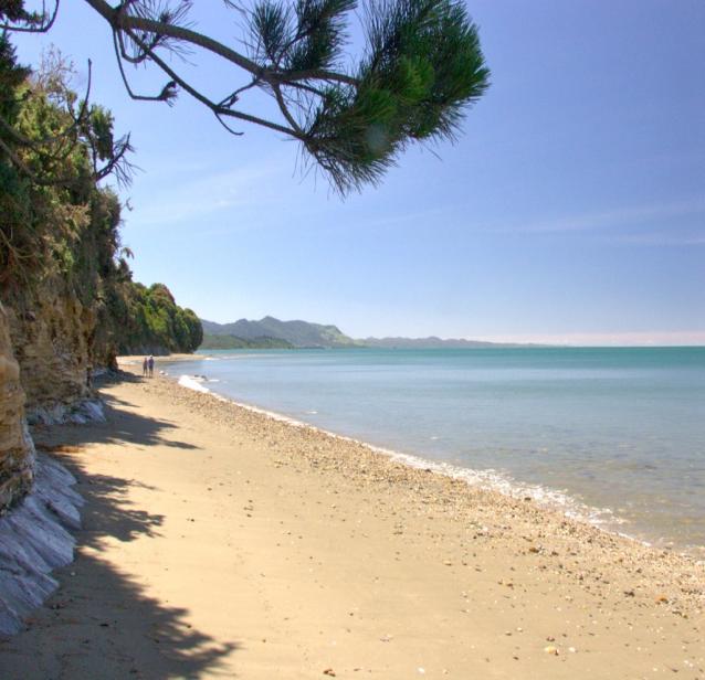 Gorgeous beaches in Golden Bay