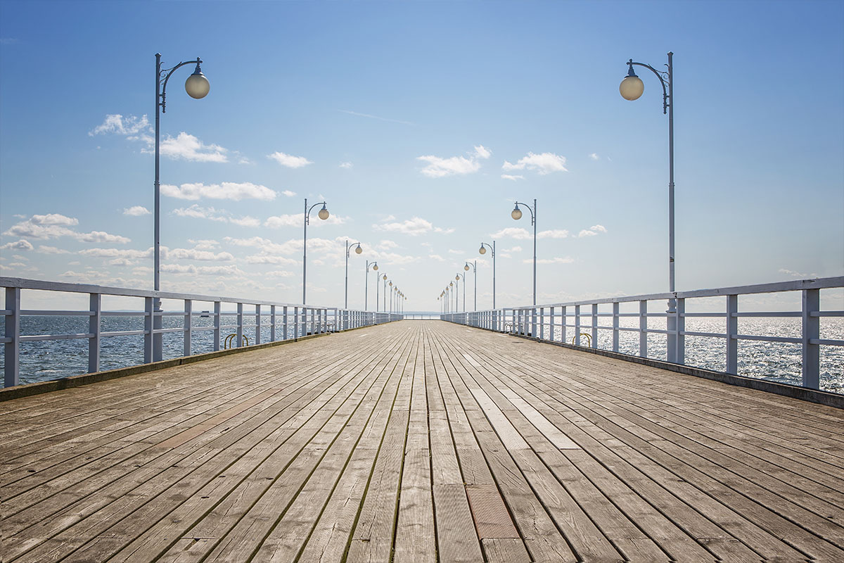 Leading lines