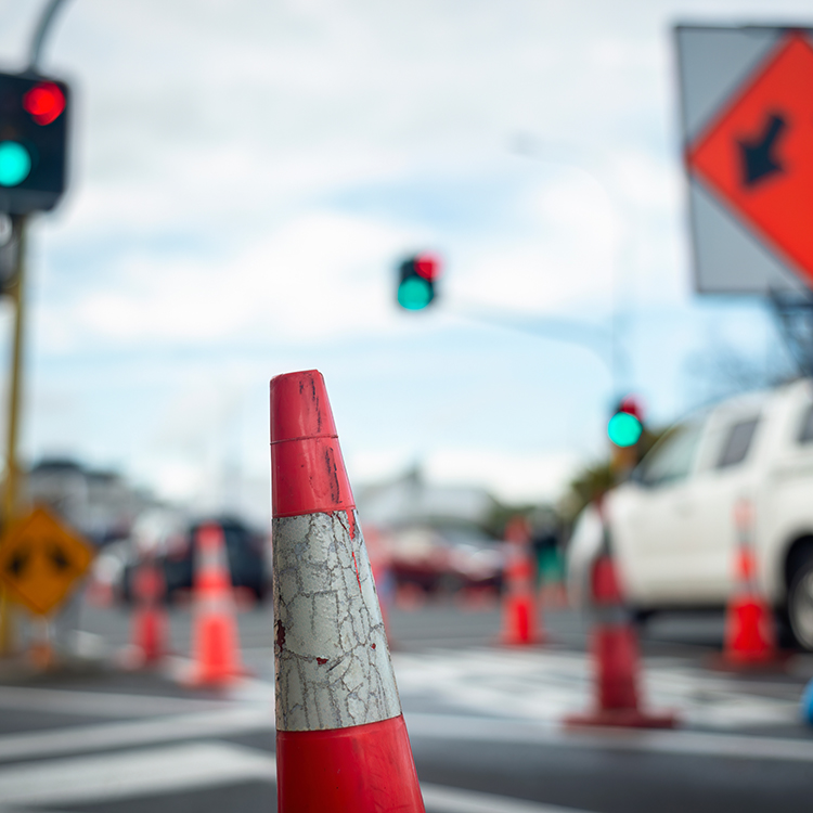Roadworker cone INP 