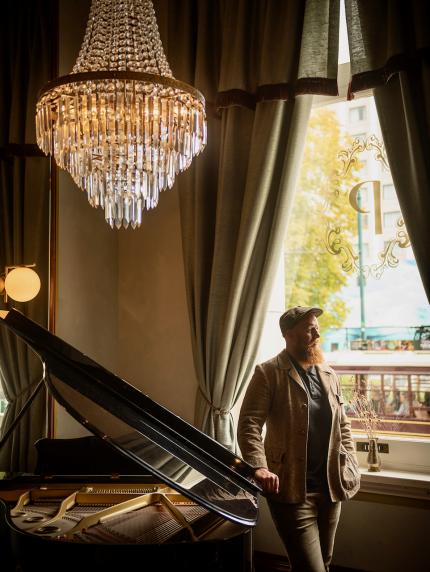 Nick Inkster at OGB Bar, Christchurch