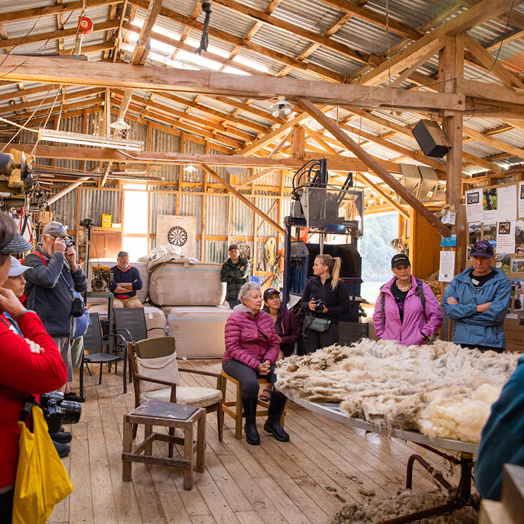 An off-boat excursion to Foote Farm.
